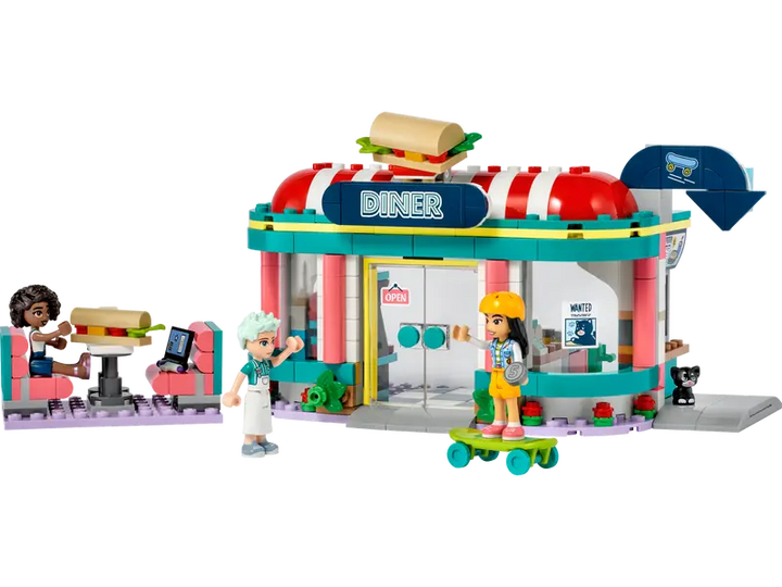 Image of the Heartlake Downtown Diner Lego built 